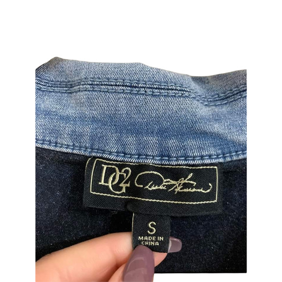 DG2 Diane Gilman Faded Chambray Blue Jean Jacket Size Small - Picture 3 of 5